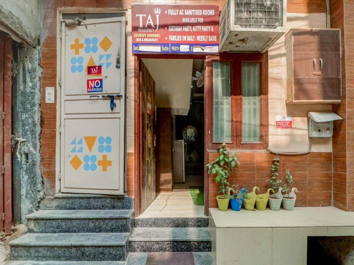 Отель Oyo 74060 Taj Residency Нью-Дели Экстерьер фото